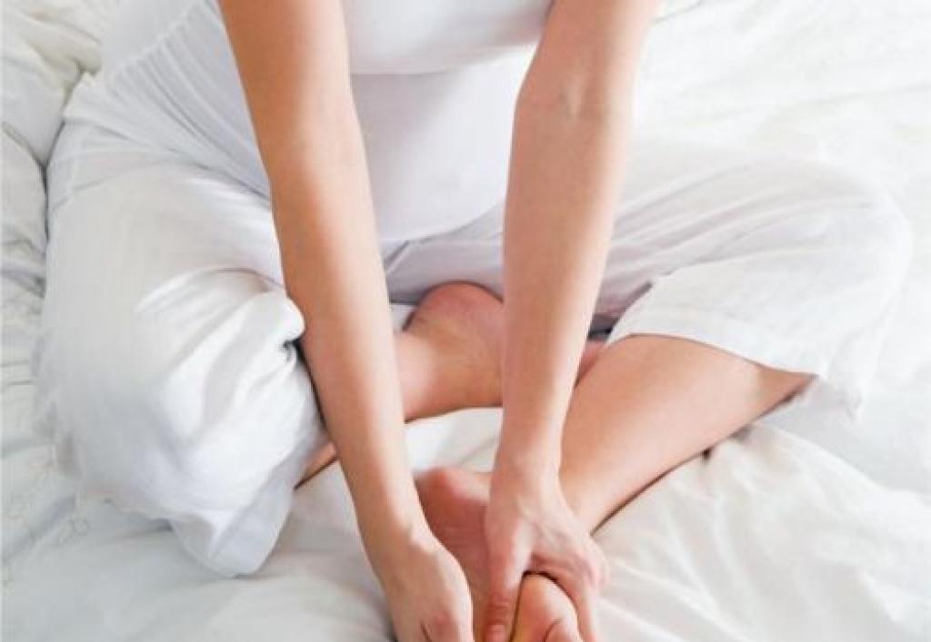Leg cramps during pregnancy: what to do?